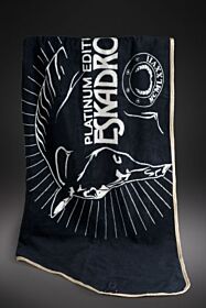 Eskadron Zweetdeken Dralon Platinum Logo